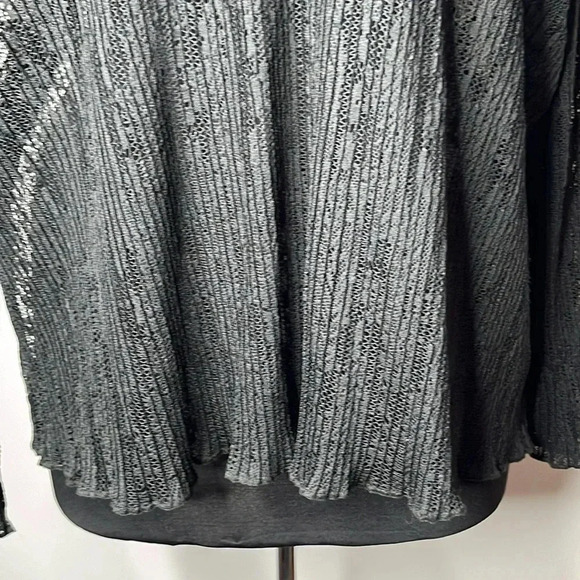 Full Circle Trends Women’s Black Sheer Turtleneck Ruffled Blouse Size 3X - Picture 6 of 9